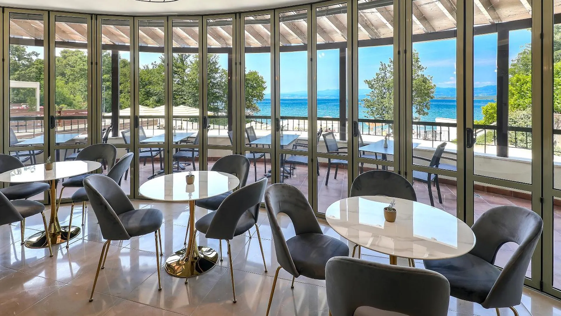 Blue Waves Resort Malinska 4*,