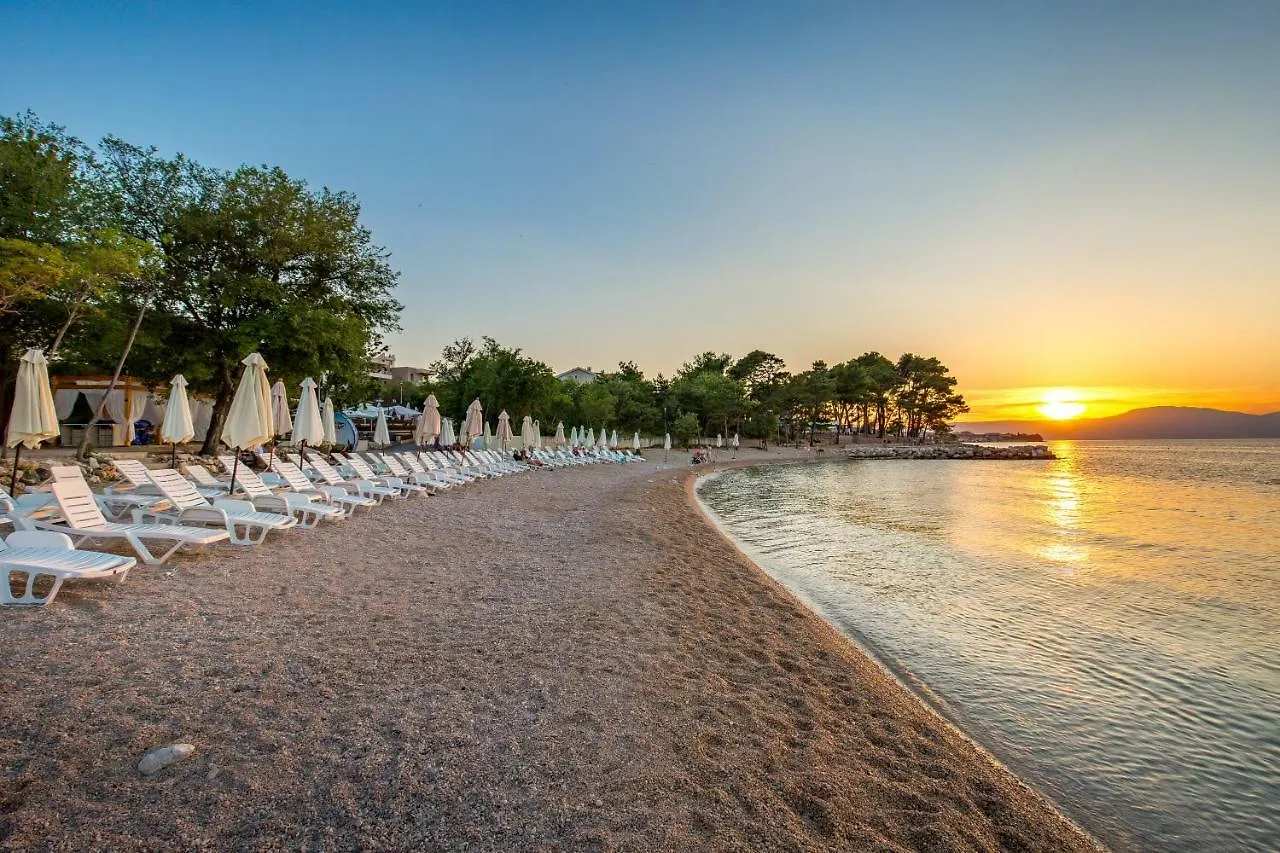 Blue Waves Resort Malinska Hotel